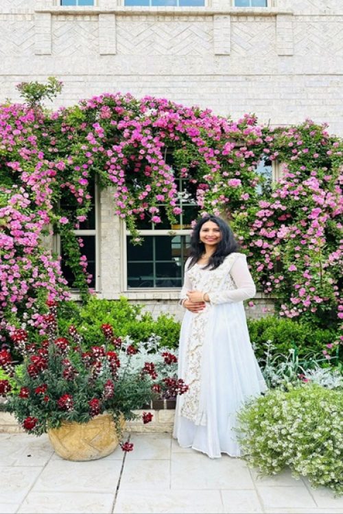 Mrs Rushmita (Dallas USA)